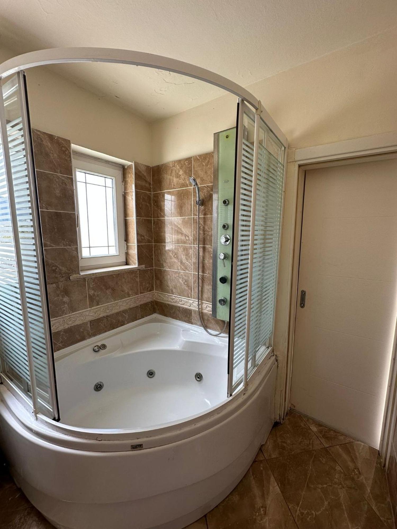 Lord'S Residence Boutique Hotel キレニア エクステリア 写真