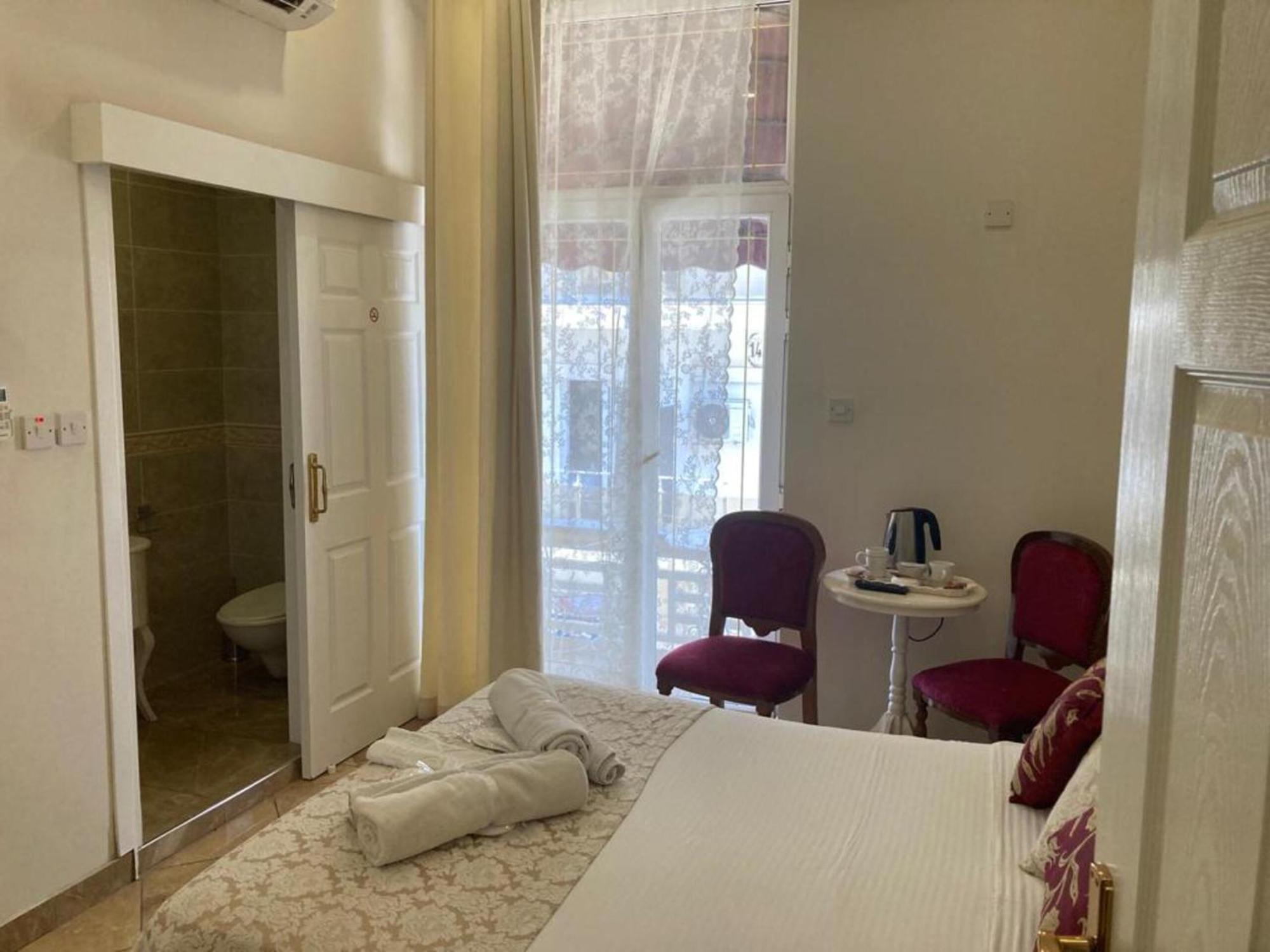 Lord'S Residence Boutique Hotel キレニア エクステリア 写真